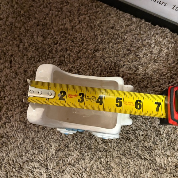 Vintage CMC 1989 Ceramic Baby Carriage Planter - Picture 7 of 11